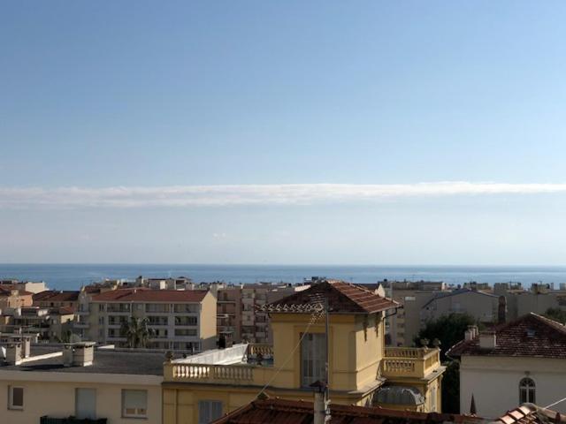 Nice Sunshine Exterior foto